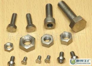 供應(yīng)廠家特價(jià)直銷鈦外六角螺絲8*55，量大從優(yōu)，助力機(jī)械行業(yè)高效生產(chǎn)