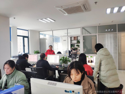 安徽臻美教育咨詢公司繪畫培訓(xùn) 點(diǎn)亮創(chuàng)意，繪就未來